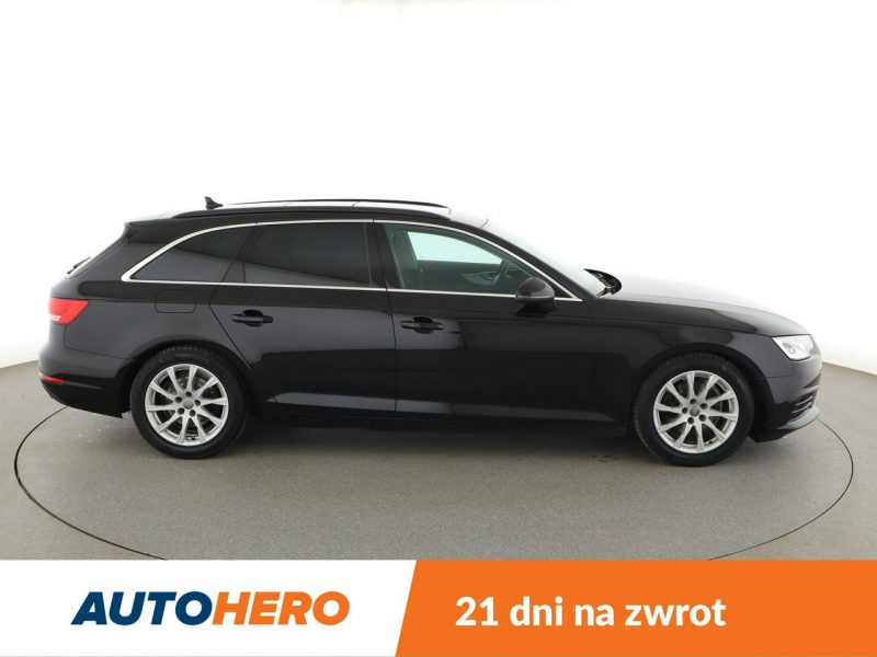 Audi A4 S-tronic xenon navi klima auto panorama czujniki parkowania B9 (2015-)
