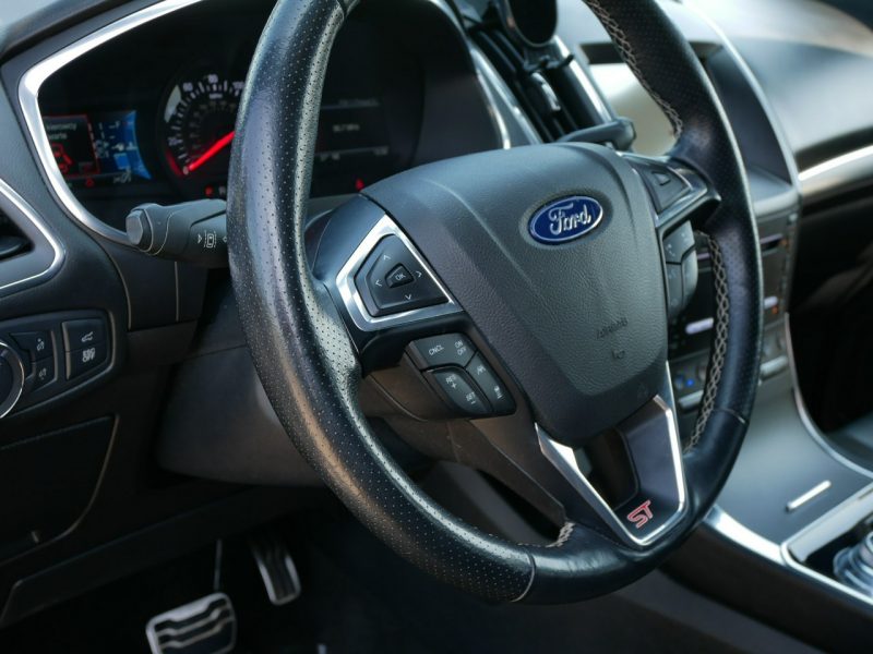 Ford EDGE 2.7 V6 E-Boost 335KM Eu6 ST 4x4 AWD -Automat 8b -Panorama -Asystenci