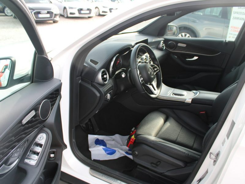 Mercedes GLC 200 4-Matic Led F-vat Gwarancja Salon Polska I (2015-2022)