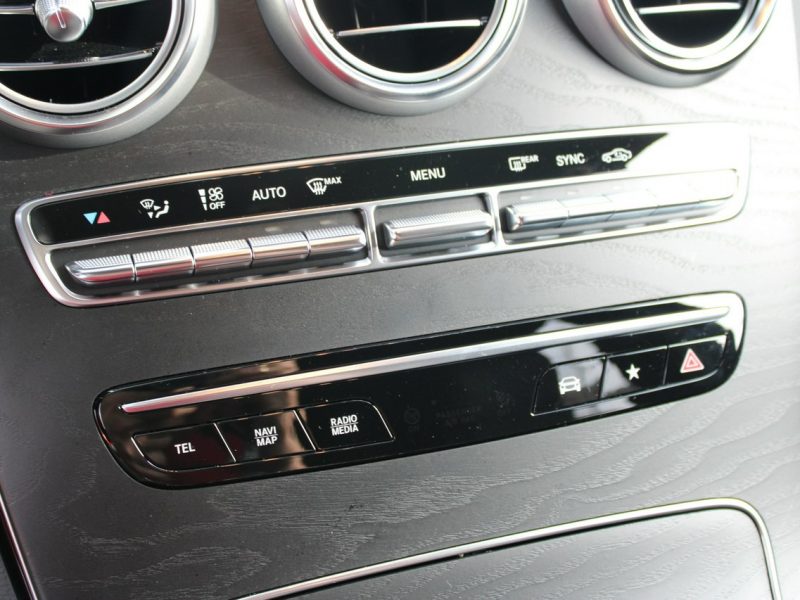 Mercedes GLC 200 4-Matic Led F-vat Gwarancja Salon Polska I (2015-2022)