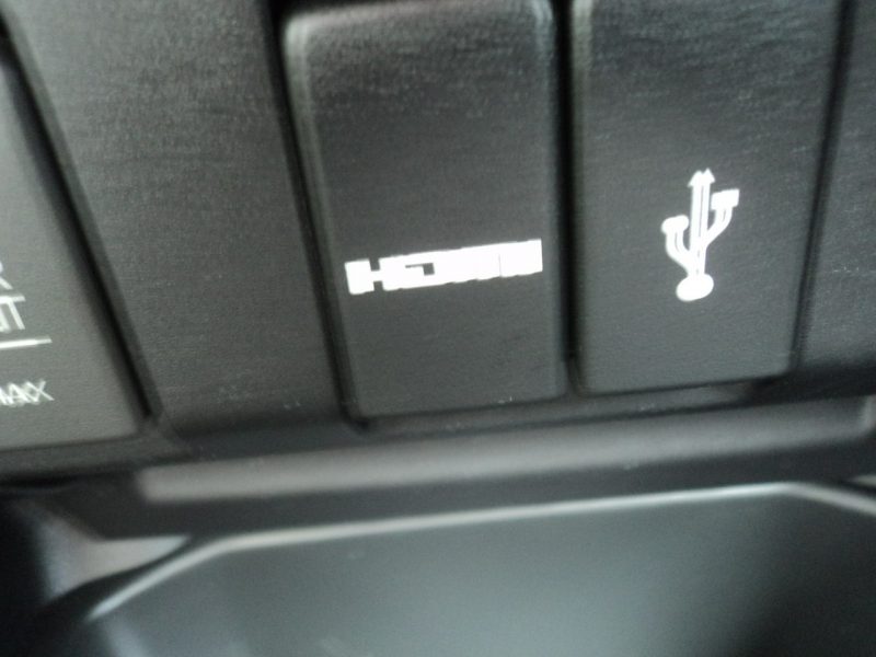 Honda Jazz sprzedam HONDE JAZZ z 2015r 1.4b automat malutki przebieg tylko39tyśkm IV (2013-)