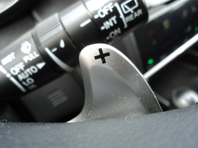 Honda Jazz sprzedam HONDE JAZZ z 2015r 1.4b automat malutki przebieg tylko39tyśkm IV (2013-)