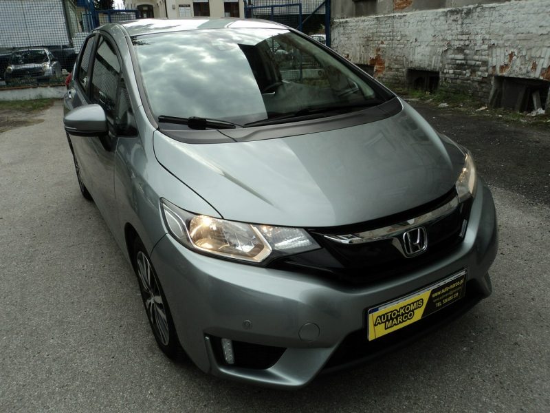 Honda Jazz sprzedam HONDE JAZZ z 2015r 1.4b automat malutki przebieg tylko39tyśkm IV (2013-)