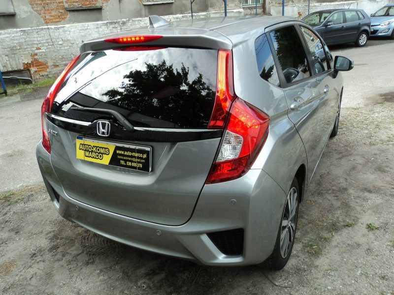 Honda Jazz sprzedam HONDE JAZZ z 2015r 1.4b automat malutki przebieg tylko39tyśkm IV (2013-)