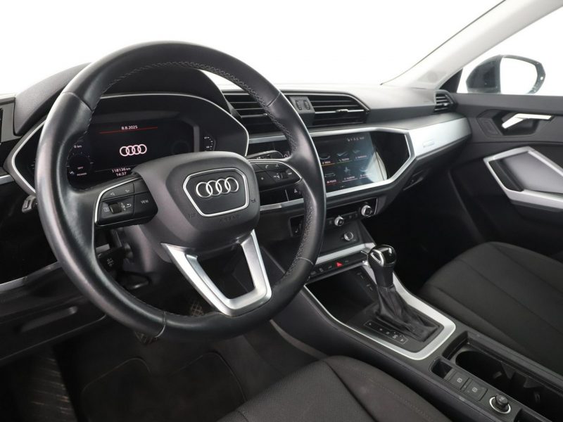Audi Q3 Sportback PHEV S-Tronic virtual cocpit navi klima auto kamery grzane fotele