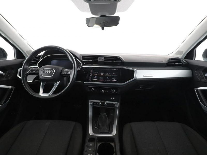 Audi Q3 Sportback PHEV S-Tronic virtual cocpit navi klima auto kamery grzane fotele