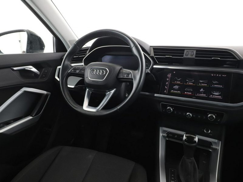 Audi Q3 Sportback PHEV S-Tronic virtual cocpit navi klima auto kamery grzane fotele