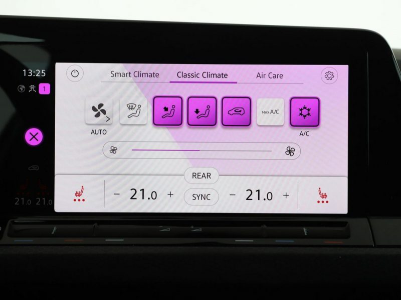 Volkswagen Golf PHEV 245KM full LED virtual cocpit navi klima auto kamery grzane fotel VIII (2020-)