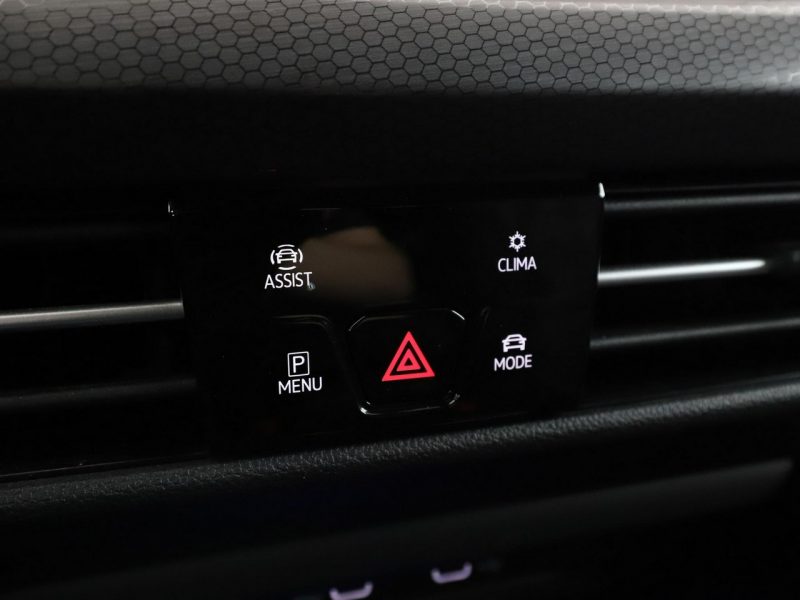 Volkswagen Golf PHEV 245KM full LED virtual cocpit navi klima auto kamery grzane fotel VIII (2020-)