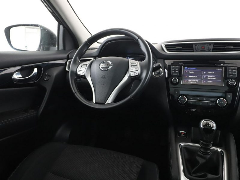 Nissan Qashqai panorama navi klima auto kamera i czujniki parkowania grzane fotele II (2013-2021)