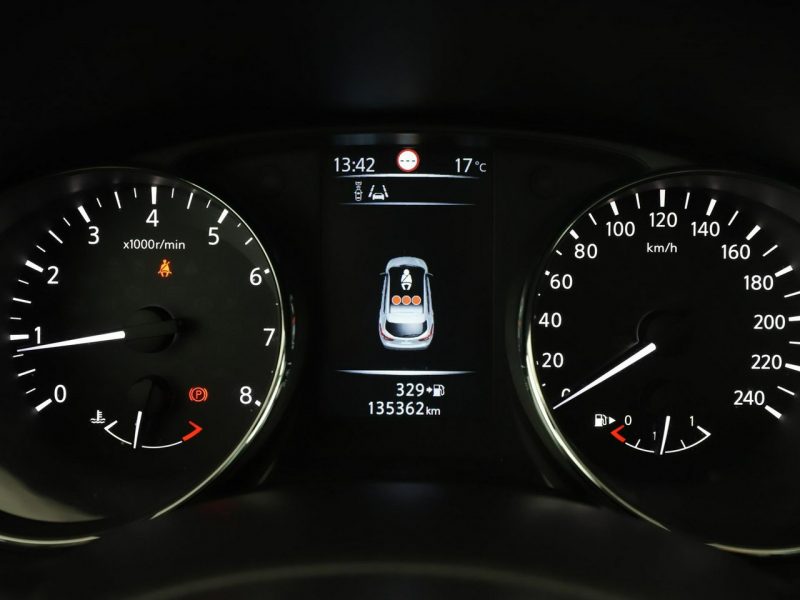 Nissan Qashqai panorama navi klima auto kamera i czujniki parkowania grzane fotele II (2013-2021)