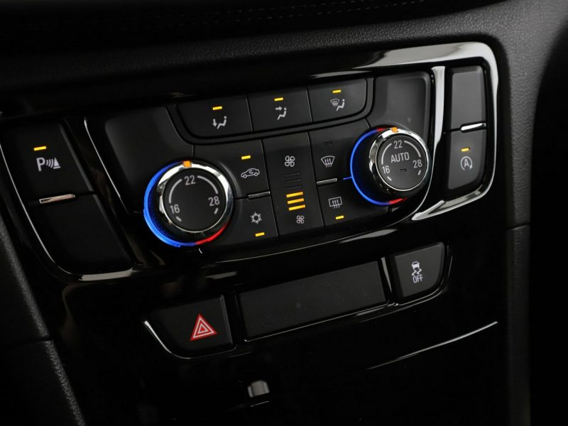 Opel Mokka Innovation półskóra navi tempomat PDC-kamera Bluetooth LED I (2012-2019)