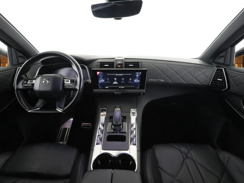 DS Automobiles DS 7 Crossback 1.6T Automat RIVOLI Nawigacja Tempomat El.Fotele Skóra BiXenon Kamera