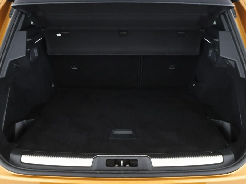 DS Automobiles DS 7 Crossback 1.6T Automat RIVOLI Nawigacja Tempomat El.Fotele Skóra BiXenon Kamera