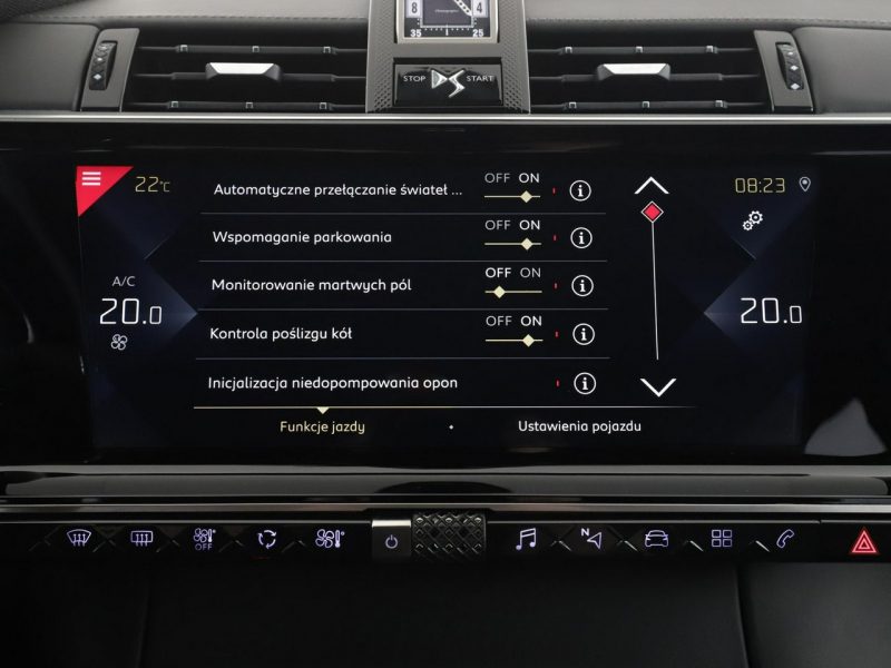 DS Automobiles DS 7 Crossback 1.6T Automat RIVOLI Nawigacja Tempomat El.Fotele Skóra BiXenon Kamera