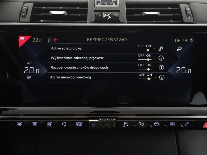 DS Automobiles DS 7 Crossback 1.6T Automat RIVOLI Nawigacja Tempomat El.Fotele Skóra BiXenon Kamera