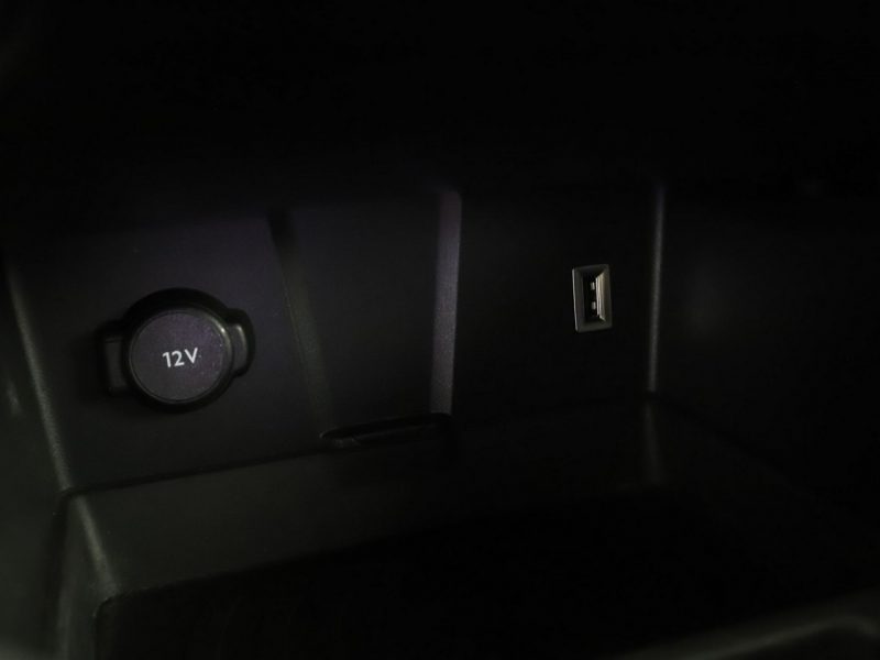 DS Automobiles DS 7 Crossback 1.6T Automat RIVOLI Nawigacja Tempomat El.Fotele Skóra BiXenon Kamera