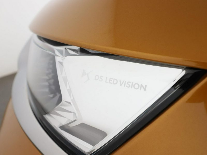 DS Automobiles DS 7 Crossback 1.6T Automat RIVOLI Nawigacja Tempomat El.Fotele Skóra BiXenon Kamera