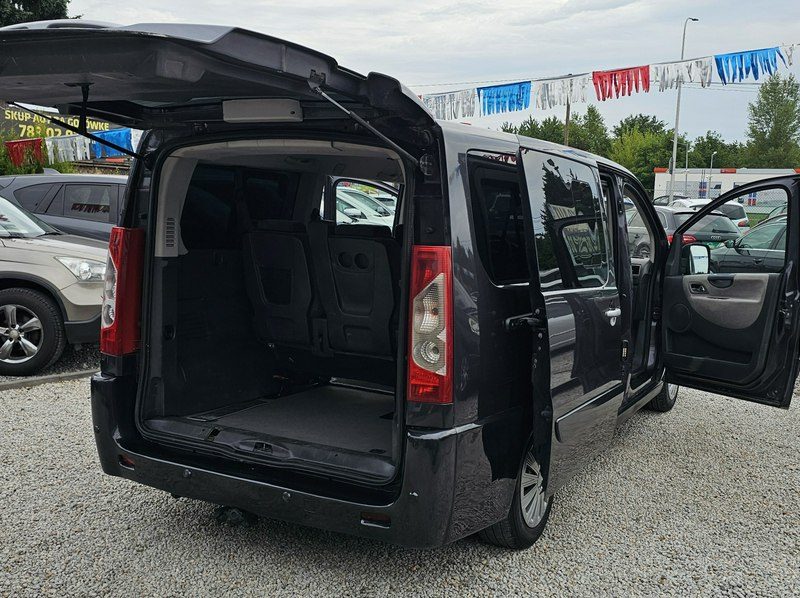 Peugeot Expert 8 Os,2Xdrzwi Nawiewy,2,0HDI136 KM Klima ,Tempomat ,Zamiana GWARANCJA II (2007-)