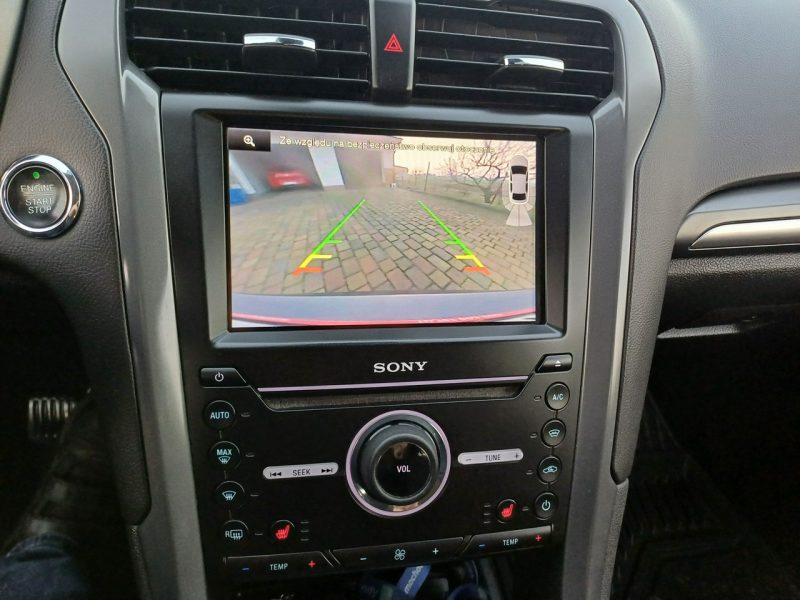 Ford Mondeo Bogate wyposażenie Przebieg: 121.550 km Nowy rozrząd opony itp Mk5 (2014-)