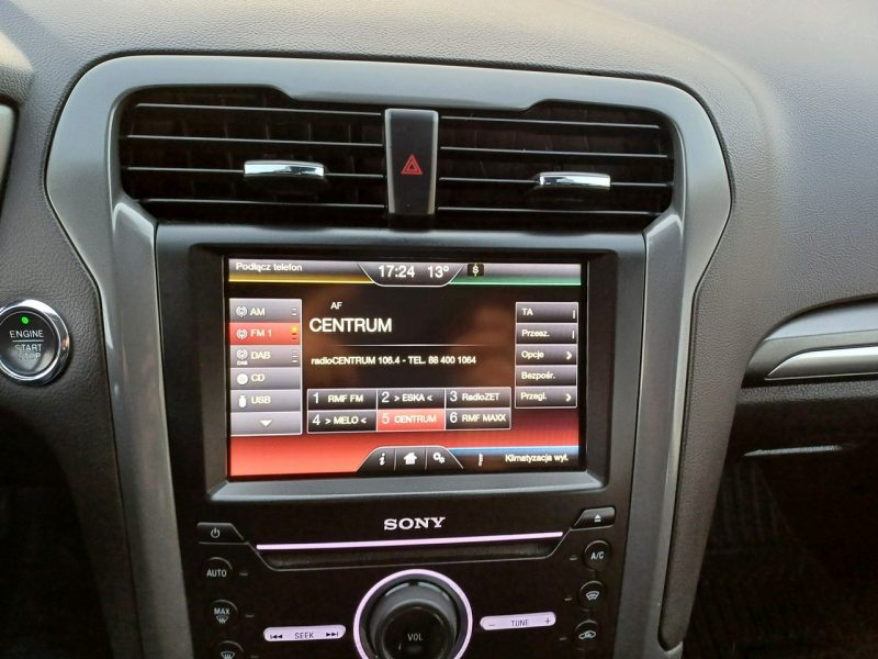 Ford Mondeo Bogate wyposażenie Przebieg: 121.550 km Nowy rozrząd opony itp Mk5 (2014-)