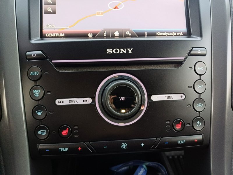 Ford Mondeo Bogate wyposażenie Przebieg: 121.550 km Nowy rozrząd opony itp Mk5 (2014-)