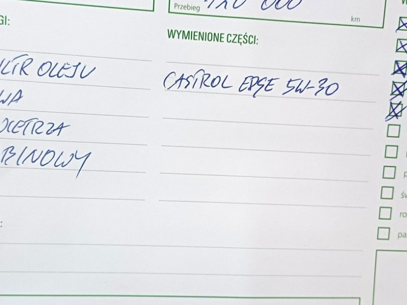 Ford Mondeo Bogate wyposażenie Przebieg: 121.550 km Nowy rozrząd opony itp Mk5 (2014-)