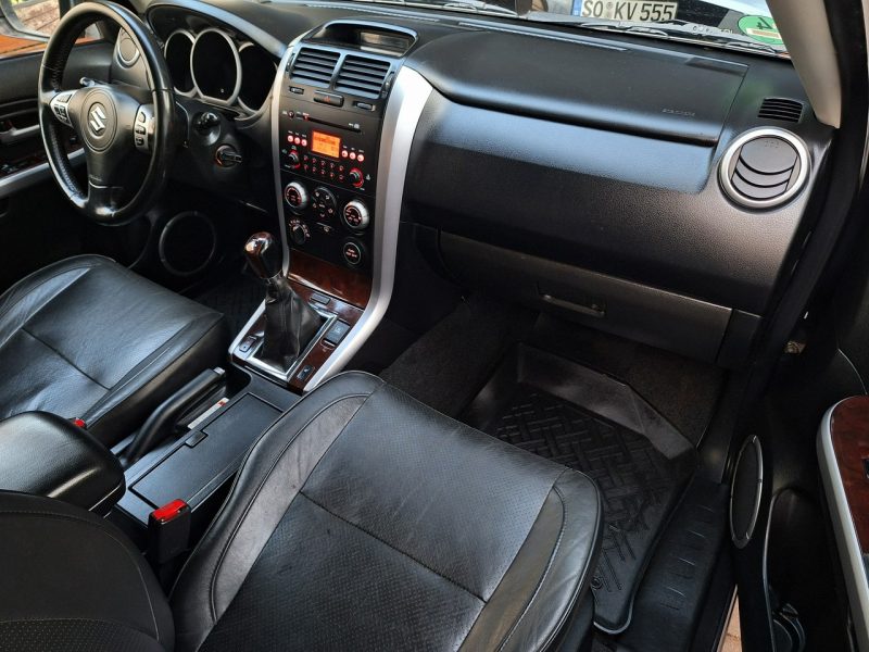 Suzuki Grand Vitara * 2.0 benz.* 4X4 * xenony *SZYBERDA* ALUfelgi* Z NiEMiEC*BARDZO ŁADNA* II (2005-2015)