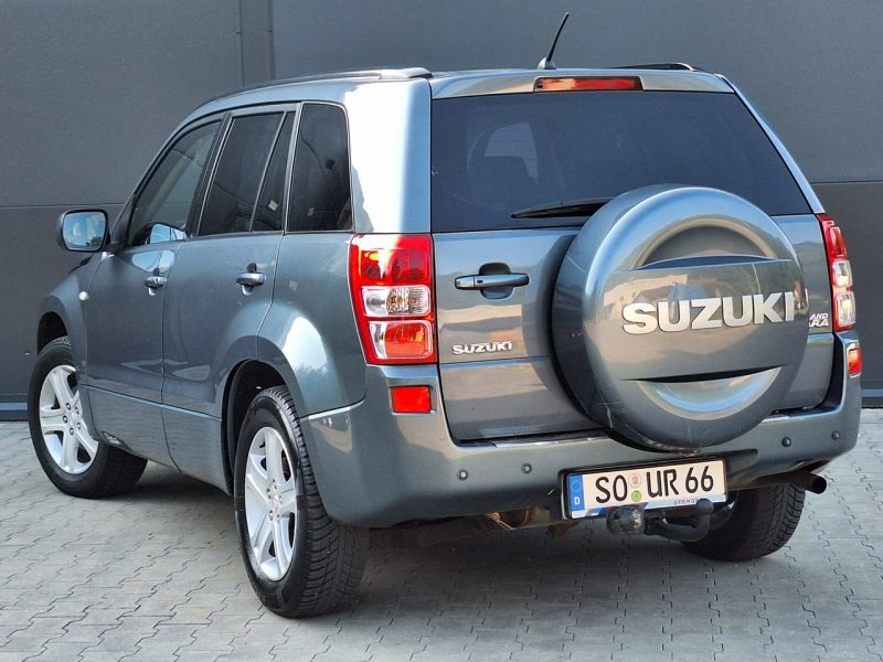 Suzuki Grand Vitara * 2.0 benz.* 4X4 * xenony *SZYBERDA* ALUfelgi* Z NiEMiEC*BARDZO ŁADNA* II (2005-2015)