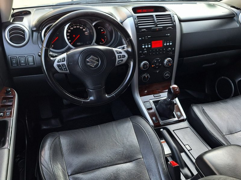 Suzuki Grand Vitara * 2.0 benz.* 4X4 * xenony *SZYBERDA* ALUfelgi* Z NiEMiEC*BARDZO ŁADNA* II (2005-2015)