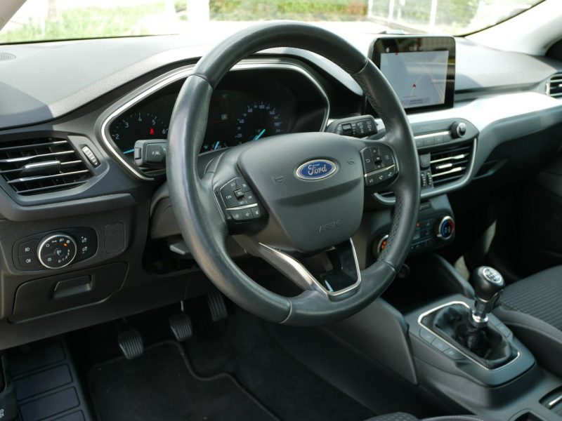 Ford Focus 1.0 E-Boost 100KM Kombi -Navi -Pakiet zimowy -Asystenci jazdy -Zobacz Mk4 (2018-)