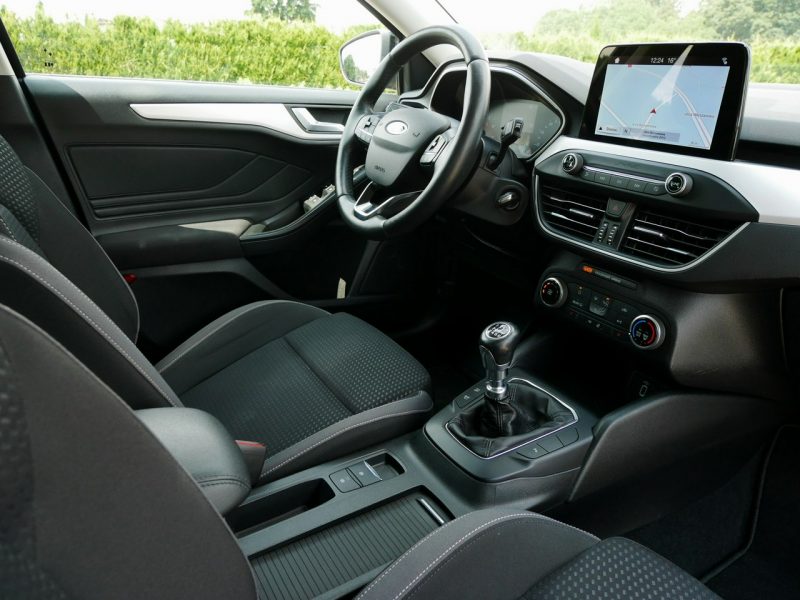 Ford Focus 1.0 E-Boost 100KM Kombi -Navi -Pakiet zimowy -Asystenci jazdy -Zobacz Mk4 (2018-)