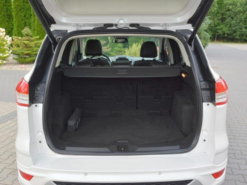 Ford Kuga Individual Biała perła Skóry Panorama Ledy Navi Tablet el.fotele II (2012-)