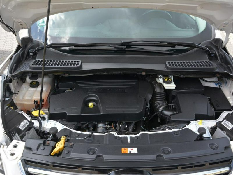Ford Kuga Individual Biała perła Skóry Panorama Ledy Navi Tablet el.fotele II (2012-)