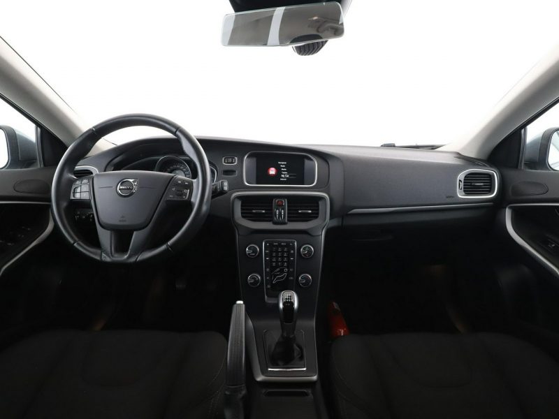 Volvo V40 navi PDC hak tempomat klima-auto II (2012-)