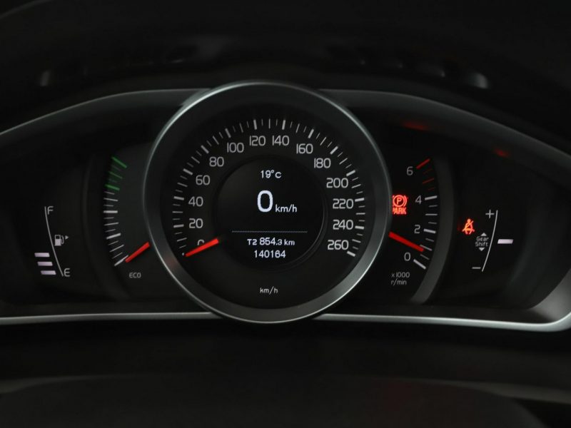 Volvo V40 navi PDC hak tempomat klima-auto II (2012-)