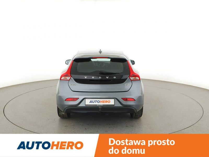 Volvo V40 navi PDC hak tempomat klima-auto II (2012-)