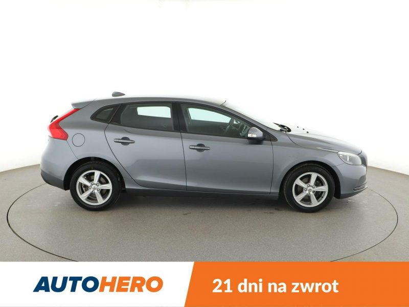 Volvo V40 navi PDC hak tempomat klima-auto II (2012-)