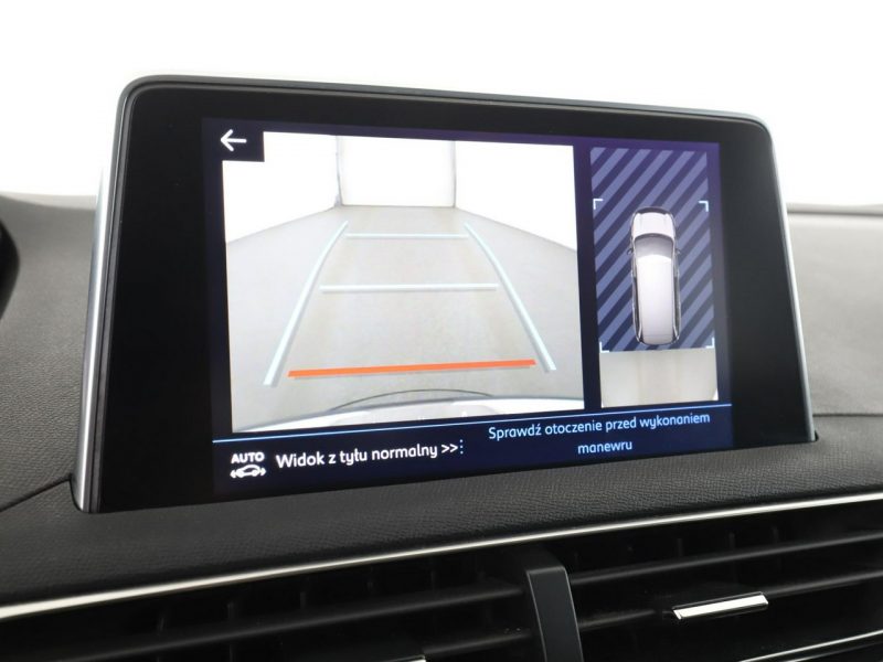 Peugeot 5008 Allure Business automat 7-osob. PDC-kamera virtual navi grzane fotele II (2017-)