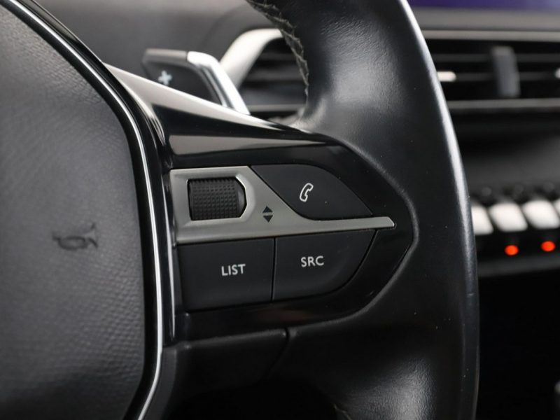 Peugeot 5008 Allure Business automat 7-osob. PDC-kamera virtual navi grzane fotele II (2017-)