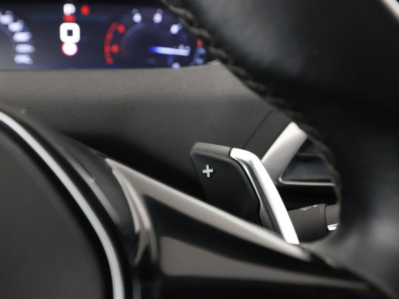 Peugeot 5008 Allure Business automat 7-osob. PDC-kamera virtual navi grzane fotele II (2017-)