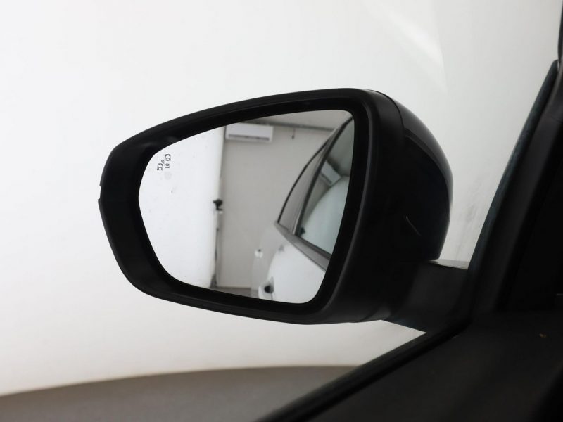 Peugeot 5008 Allure Business automat 7-osob. PDC-kamera virtual navi grzane fotele II (2017-)