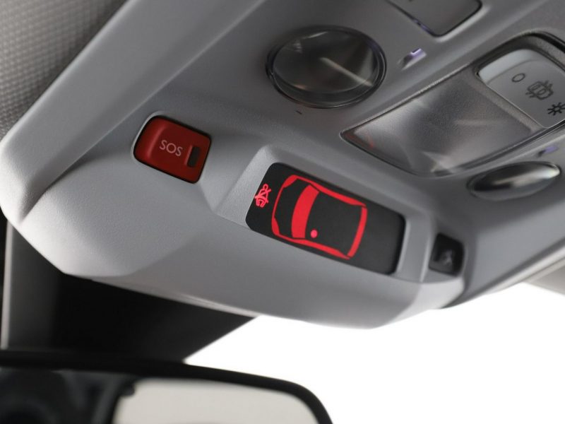 Peugeot 5008 Allure Business automat 7-osob. PDC-kamera virtual navi grzane fotele II (2017-)