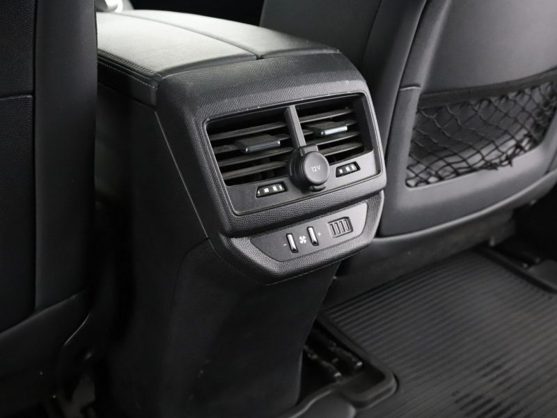 Peugeot 5008 Allure Business automat 7-osob. PDC-kamera virtual navi grzane fotele II (2017-)