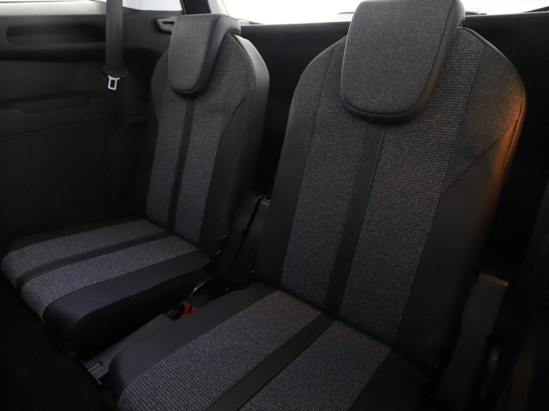 Peugeot 5008 Allure Business automat 7-osob. PDC-kamera virtual navi grzane fotele II (2017-)