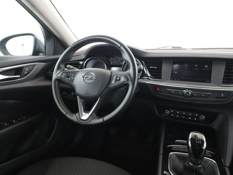 Opel Insignia tempomat grzane fotele Bluetooth B (2017-)