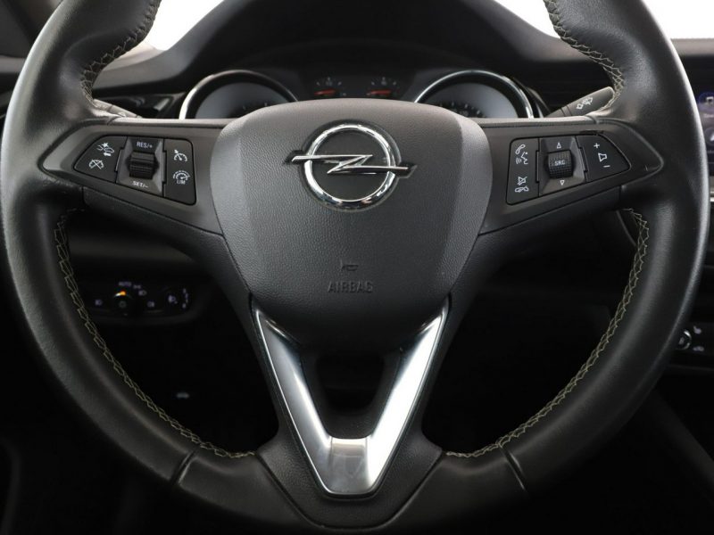 Opel Insignia tempomat grzane fotele Bluetooth B (2017-)