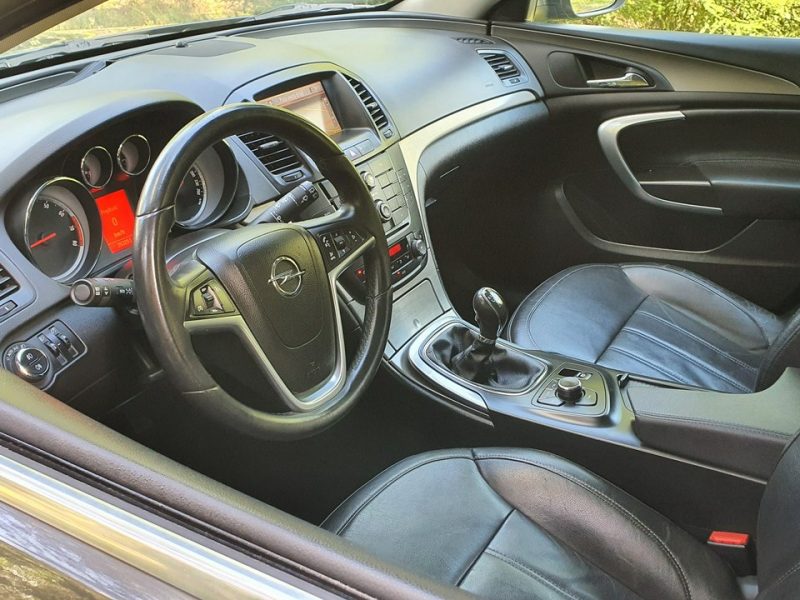 Opel Insignia 1.6T 180KM # Sports Tourer # NAVI # Skóra # Climatronic # Zadbana ! A (2008-2017)