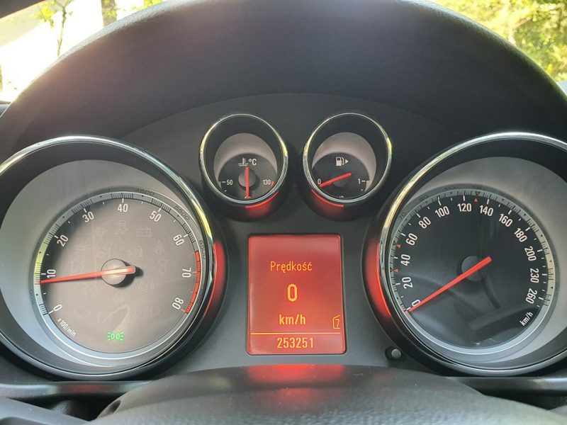 Opel Insignia 1.6T 180KM # Sports Tourer # NAVI # Skóra # Climatronic # Zadbana ! A (2008-2017)