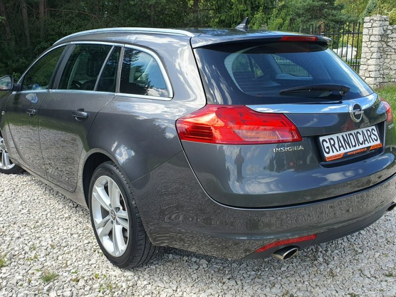 Opel Insignia 1.6T 180KM # Sports Tourer # NAVI # Skóra # Climatronic # Zadbana ! A (2008-2017)